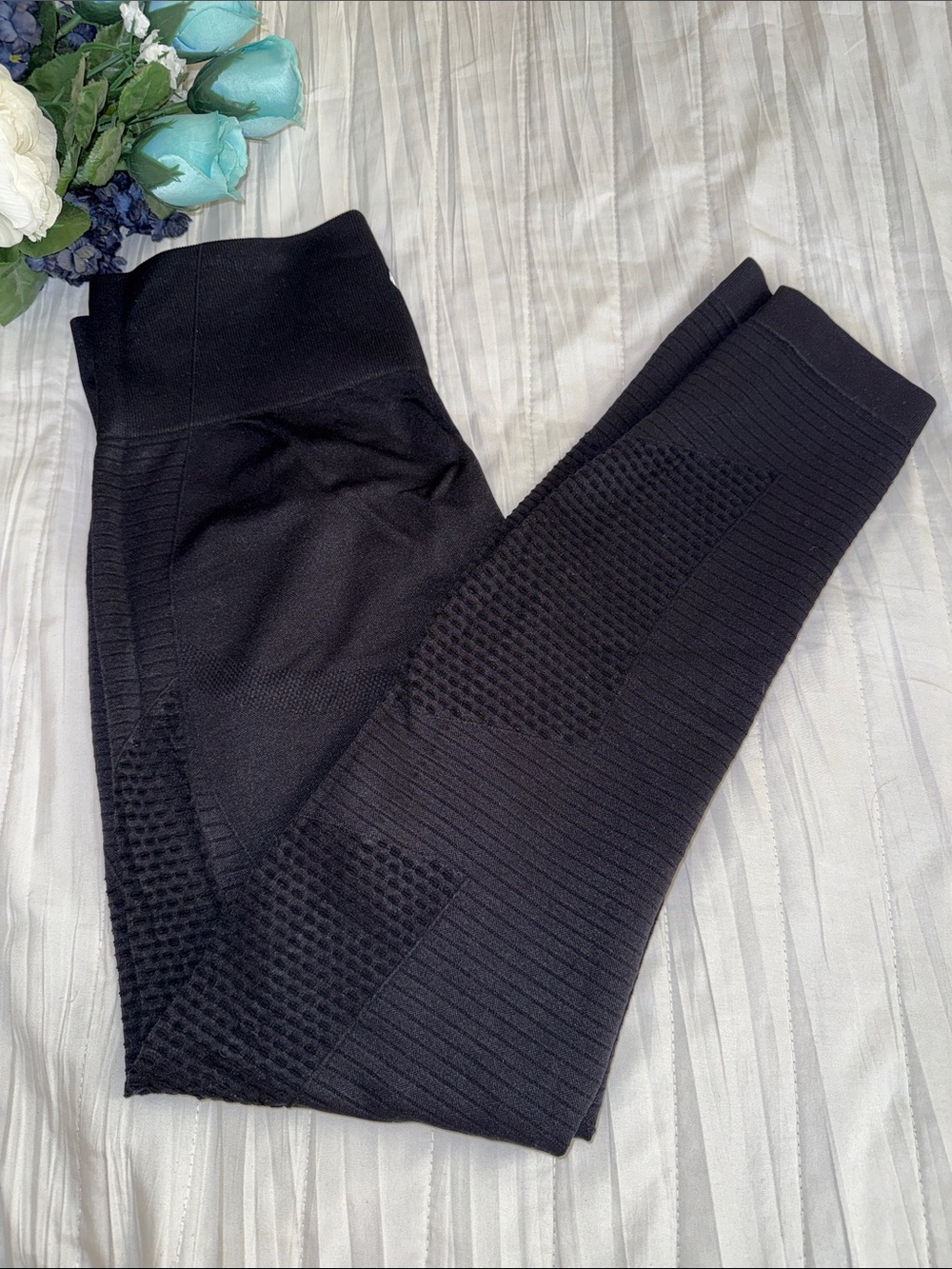 Zyia Black Perforated Performance Leggings
